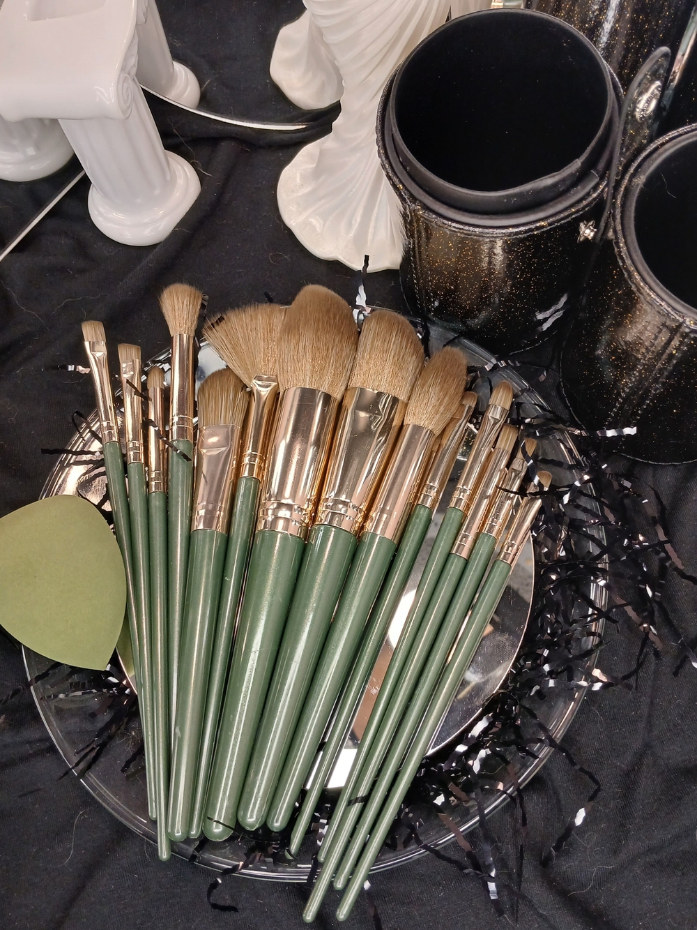 Luxury 15-Piece Makeup Brush and Sponge Set